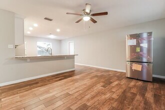 3014 N Pineway Dr in Plant City, FL - Foto de edificio - Building Photo