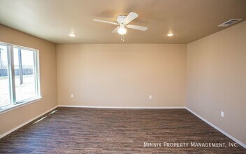 2616 N Avenue P in Lubbock, TX - Foto de edificio - Building Photo