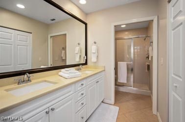 property at 450 Launch Cir