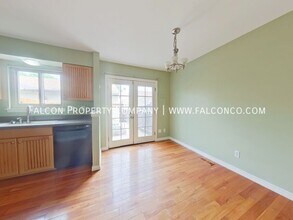 8047 Lexington Park Dr in Colorado Springs, CO - Building Photo - Building Photo