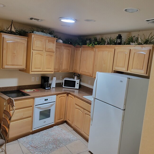 2191 Fremont Dr in Lake Havasu City, AZ - Building Photo - Building Photo