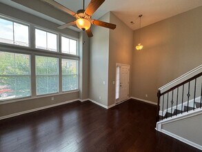 547 Old Mill Village Dr in Apex, NC - Building Photo - Building Photo