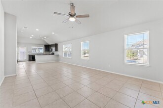 193 Heather Glen Way in Maxwell, TX - Building Photo - Building Photo