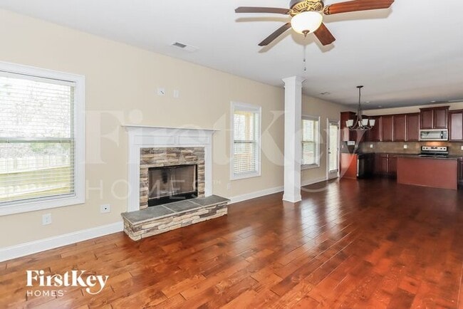 107 Village Park Dr in Newnan, GA - Building Photo - Building Photo