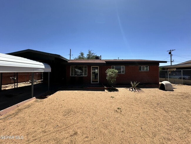 property at 10336 Windsor Dr
