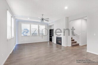 30970 NW Turel Dr in North Plains, OR - Building Photo - Building Photo