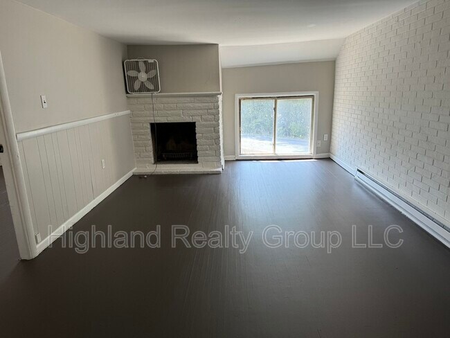 1887 Habecker Rd in Columbia, PA - Building Photo - Building Photo