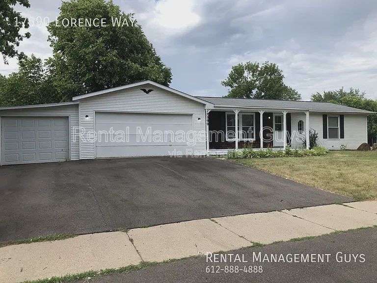 17590 Lorence Way in Eden Prairie, MN - Building Photo
