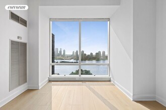 845 United Nations Plaza in New York, NY - Building Photo - Building Photo