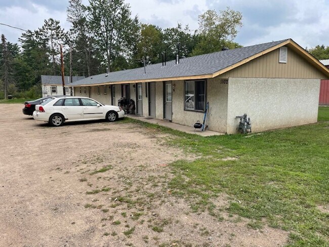 1102 15th Ave NE in Brainerd, MN - Building Photo - Building Photo