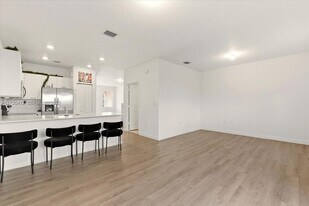 12855 NW 24th Ave in Miami, FL - Building Photo