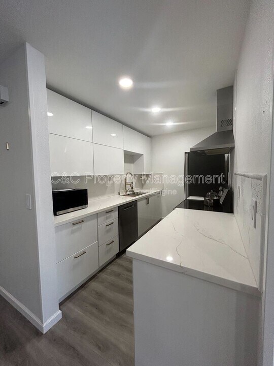 3746 Vía Verdi in Richmond, CA - Building Photo