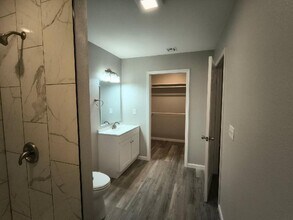 1025 N Quincy Ave in Tulsa, OK - Building Photo - Building Photo