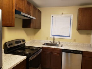 1317 Hatchie St in Brownsville, TN - Building Photo - Building Photo