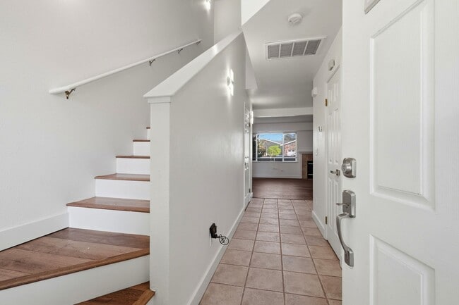 14 Orange Blossom Way in Watsonville, CA - Building Photo - Building Photo