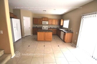 17272 W Marshall Ln in Surprise, AZ - Building Photo - Building Photo