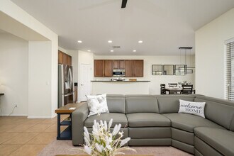 5534 W Andrea Dr in Phoenix, AZ - Building Photo - Building Photo