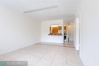 1001 SE 16th St in Fort Lauderdale, FL - Building Photo - Building Photo