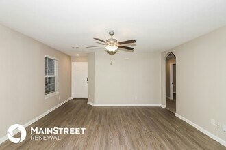 26120 Hals Dr in Magnolia, TX - Foto de edificio - Building Photo