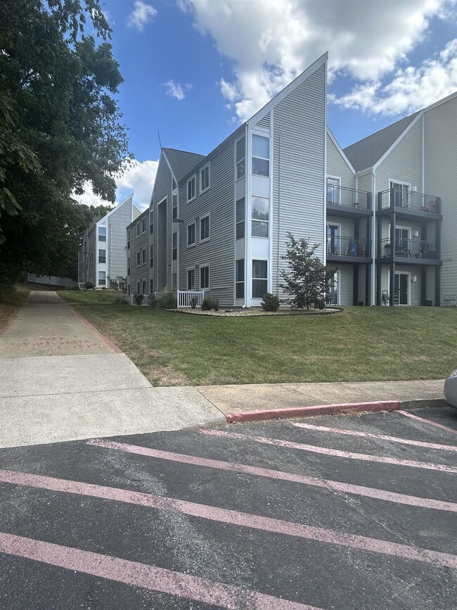 1384 Hunters Rd in Harrisonburg, VA - Building Photo - Building Photo