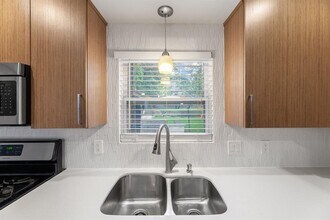 2309 Newfield Ln in Austin, TX - Building Photo - Building Photo