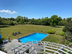 274 Majors Path in Southampton, NY - Building Photo - Building Photo