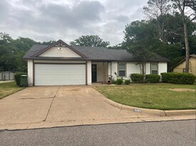 6003 Brentcove Dr in Arlington, TX - Building Photo