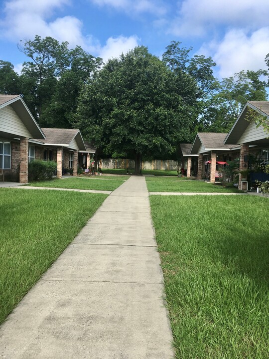 Windover Manor in Blackshear, GA - Building Photo