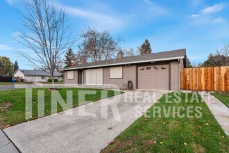 1 Rocky River Ct in Sacramento, CA - Building Photo - Building Photo