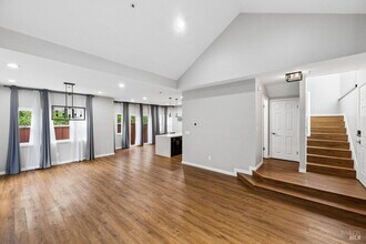 4 Courtney Ln in Mill Valley, CA - Building Photo - Building Photo