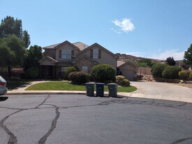 2182 S 2440 E in Saint George, UT - Building Photo