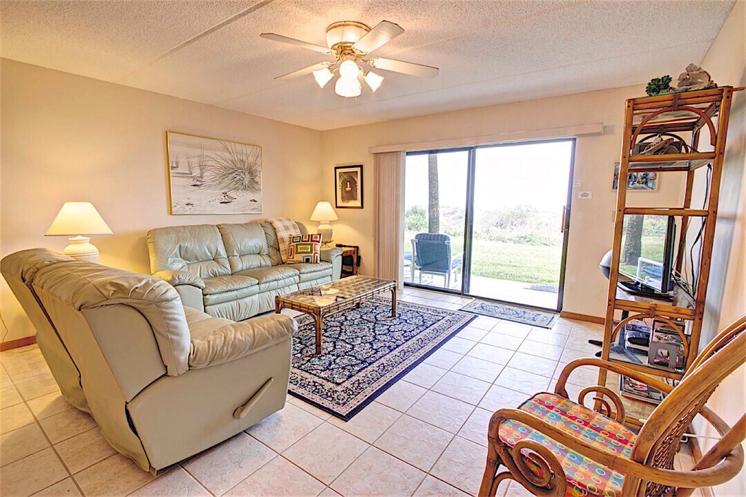 6100 A1A S in St. Augustine, FL - Building Photo