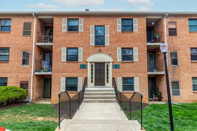 3307 Valley Dr, Unit 3307 in West Chester, PA - Foto de edificio - Building Photo