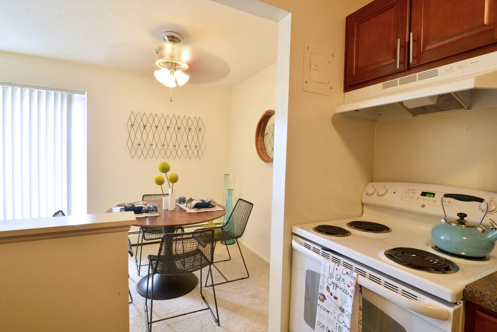 Midtown Towers Parma, OH Apartments For Rent