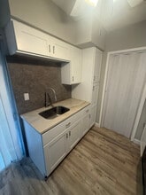 1641 NW 1st Ave in Pompano Beach, FL - Building Photo - Building Photo