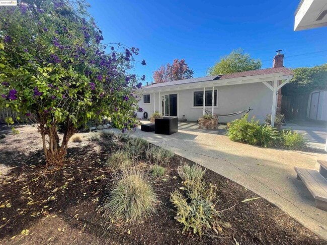 property at 1248 Hale Dr