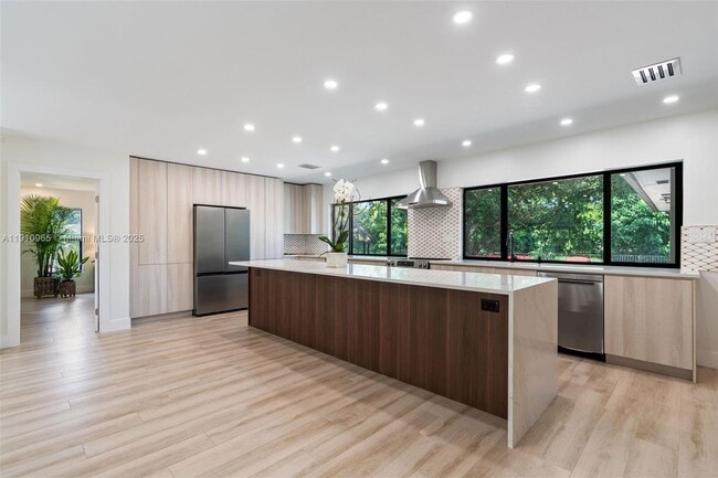 property at 12511 SW 13th St