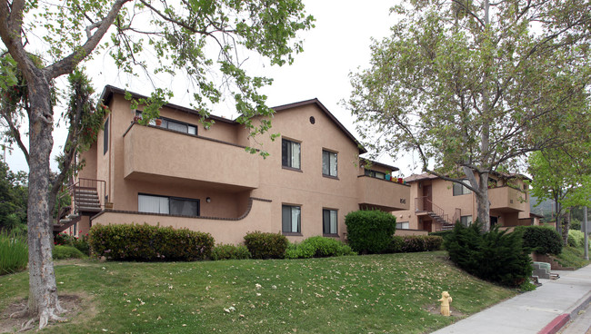 Mesa View Apartments in Santee, CA - Foto de edificio - Building Photo