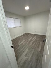 2034 NW 69th Terrace in Miami, FL - Building Photo - Building Photo