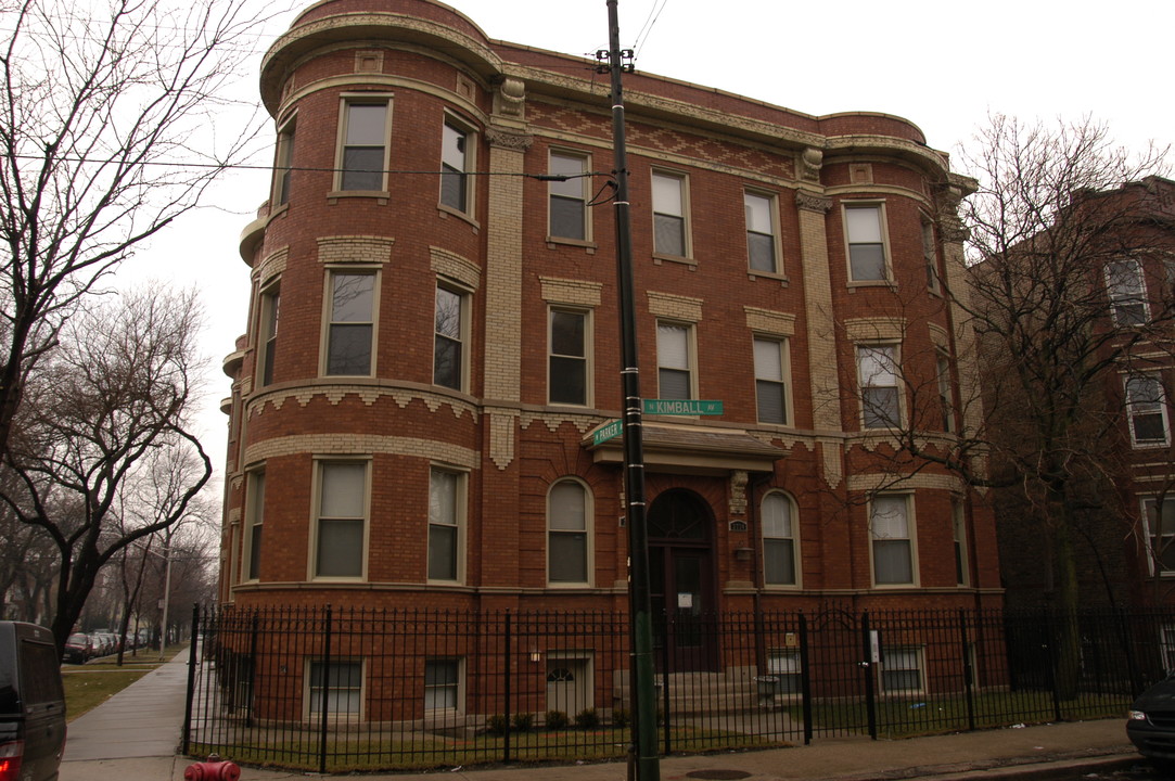 2732-33 N Kimball Ave in Chicago, IL - Building Photo