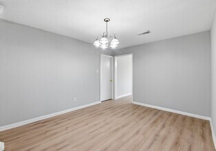 4438 McCleester Dr in Spring, TX - Building Photo - Building Photo