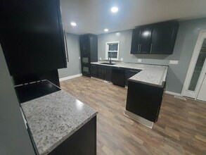 531 N 18th St in Cambridge, OH - Foto de edificio - Building Photo