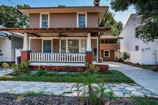 620 Earle Ave N in St. Petersburg, FL - Building Photo