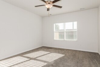 323 Augustine Dr in Myrtle Beach, SC - Building Photo - Building Photo
