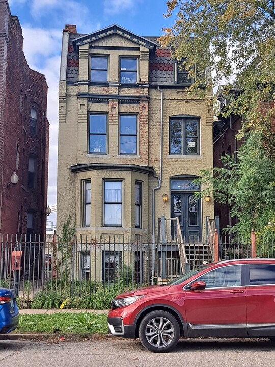 66 Charlotte St in Detroit, MI - Building Photo