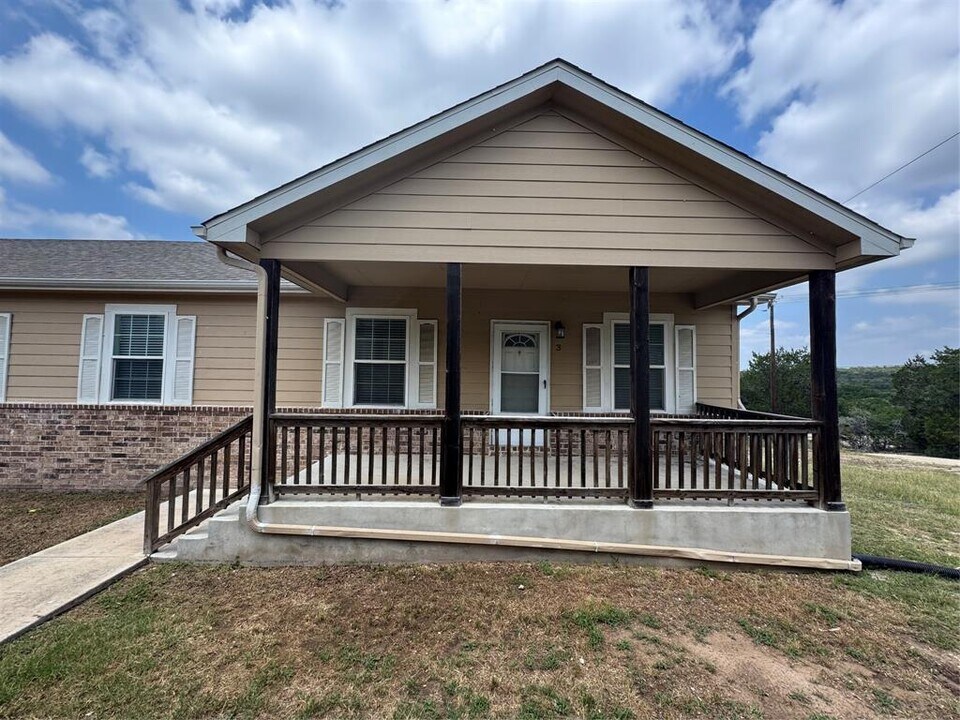 7691 Farm to Market 32 in Fischer, TX - Building Photo
