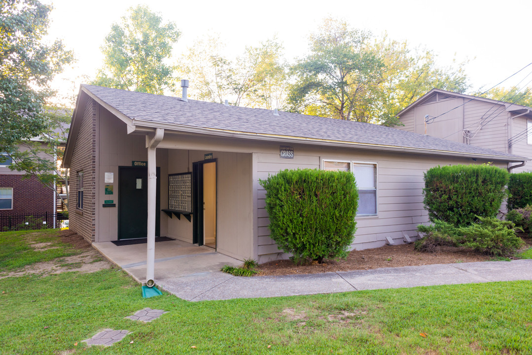 1408 Piedmont Cutoff in Gadsden, AL - Building Photo