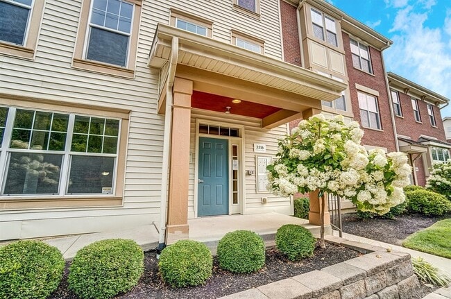 3316 Wasson Rd, Unit 4D in Cincinnati, OH - Foto de edificio - Building Photo