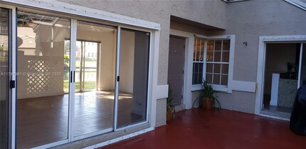 10932 Chandler Dr in Hollywood, FL - Building Photo - Building Photo