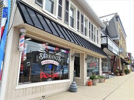 125 E Main St, Unit C in New Holland, PA - Building Photo